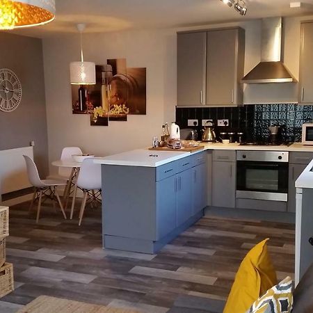 New Contemporary Flat Minutes From Airport & Nec Appartement Marston Green Buitenkant foto
