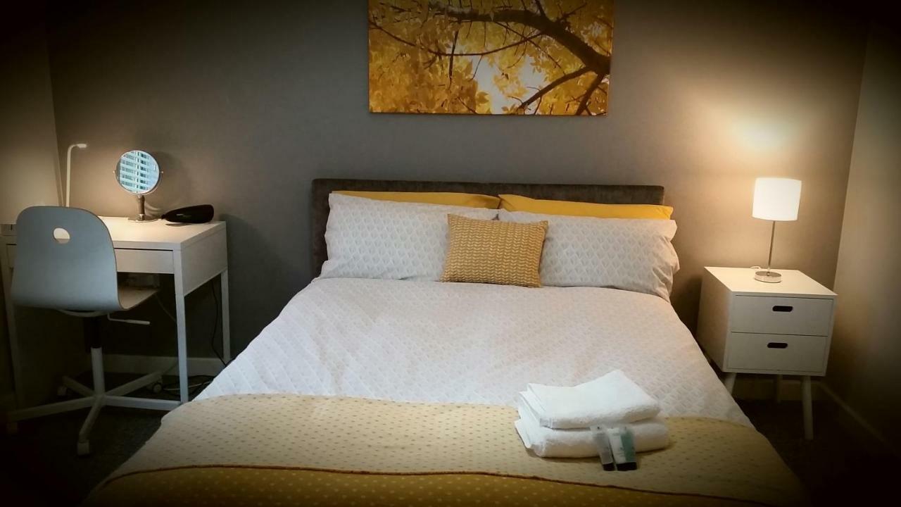New Contemporary Flat Minutes From Airport & Nec Appartement Marston Green Buitenkant foto